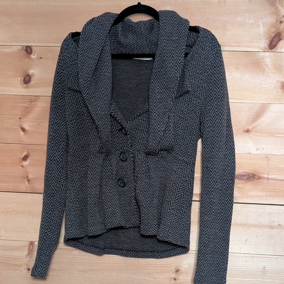 Sleeping On Snow Sweaters - Anthropologie Sleeping On Snow Chevron Patterned Cardigan and Scarf Set